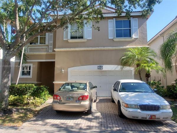 West Lake Village, 1005 Corkwood St, Hollywood, Florida 33019, image 2