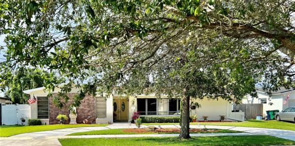 Whispering Pines Estates, 9391 SW 192nd Dr, Cutler Bay, Florida 33157, image 2