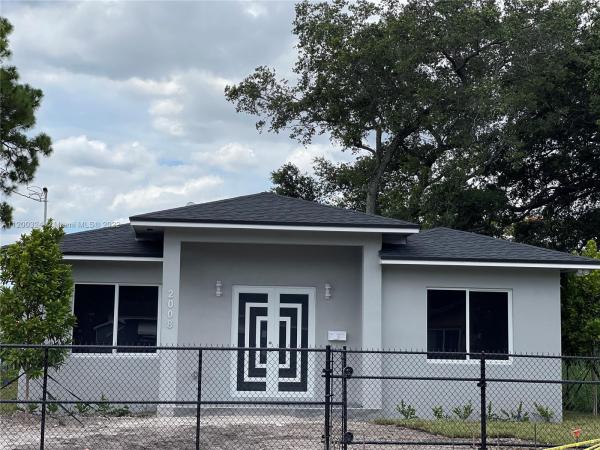 Magnolia, 2008 NW 154, Miami Gardens, Florida 33054, image 1