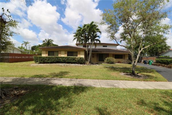 Kendale South, 10340 SW 100th Ave, Kendall, Florida 33176, image 2