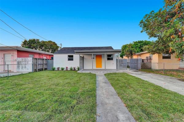 Parkers Flagler Heights, 4761 NW 2nd Ter, Miami, Florida 33126, image 1
