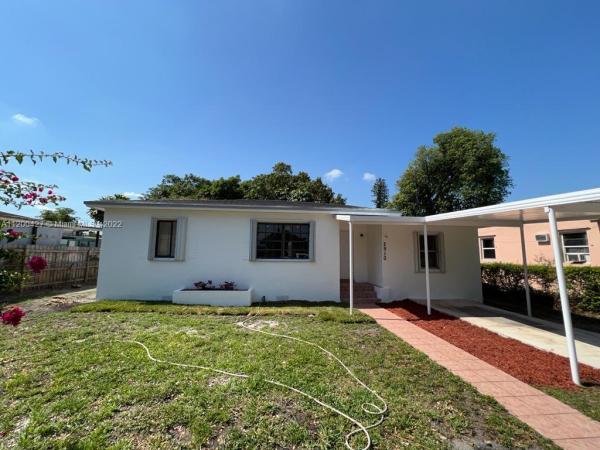 Marilynda, 2910 NW 67th St, Gladeview, Florida 33147, image 2