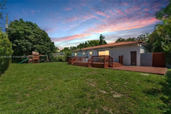Griffing Biscayne Park Estates, 925 NE 118th St, Biscayne Park, Florida 33161, image 2