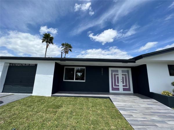 Miramar Isles, 6645 Emerald Lake Dr, Miramar, Florida 33023, image 2