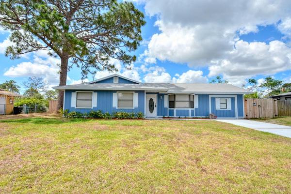 938 SW North Globe Ave, Florida 34953, image 2