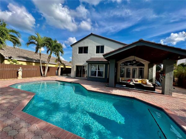 15933 SW 72nd Ter, Unincorporated Dade County, Florida 33193, image 2