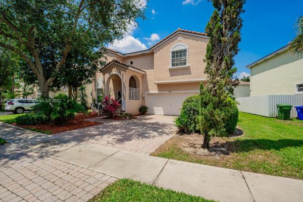 Maple Grove At Walnut Creek, 1970 NW 74th Way, Pembroke Pines, Florida 33024, image 1