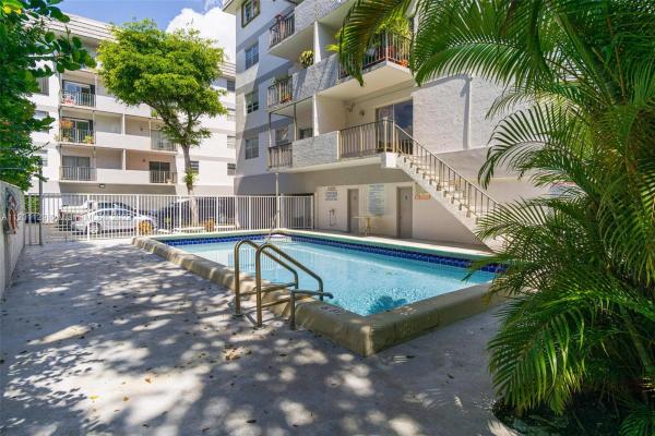 8950 NE 8th Ave #502, Miami, Florida 33138, image 2