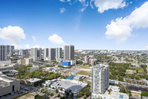 Quantum On The Bay, 1900 N Bayshore Dr #3311, Miami, Florida 33132, image 2