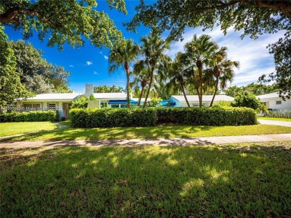 Riviera, 420 Barbarossa Ave, Coral Gables, Florida 33146, image 2