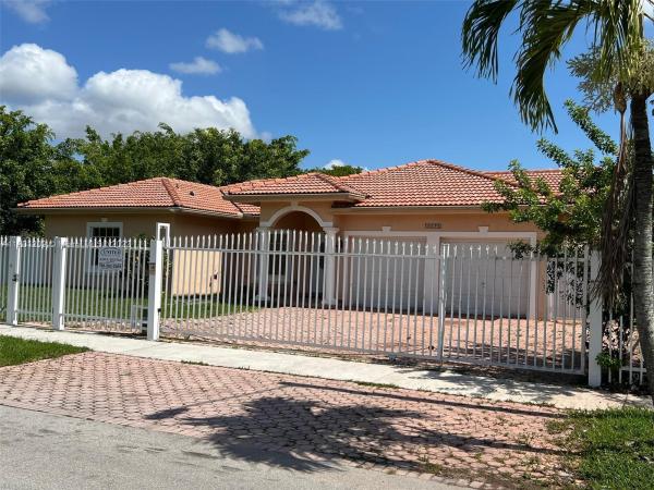 15791 SW 44th Ter, Unincorporated Dade County, Florida 33185, image 2