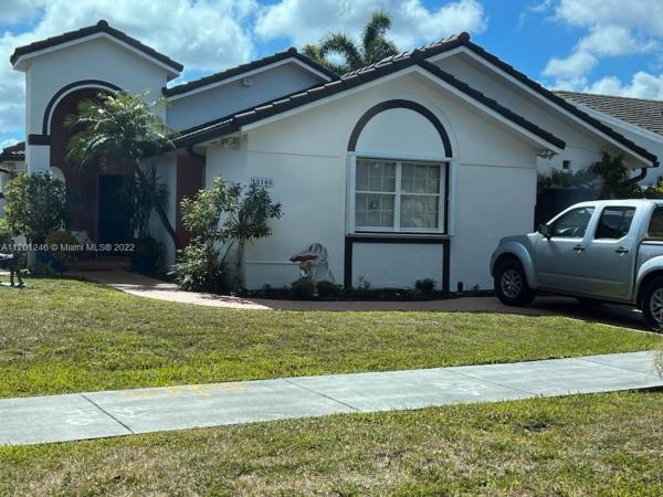 Alameda Northwest, 15105 NW 92nd Ave, Miami Lakes, Florida 33018, image 1
