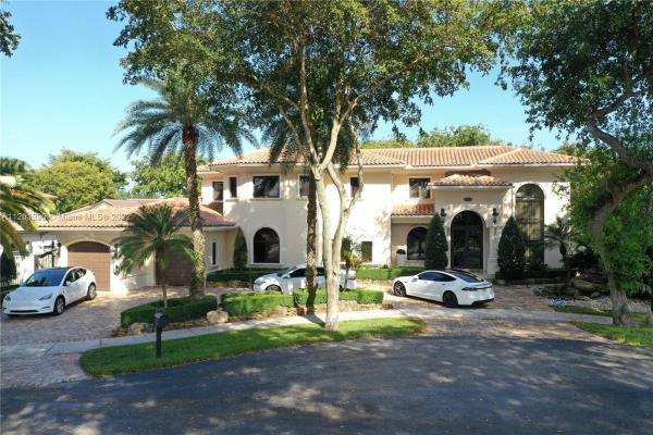 Royal Palm North, 15521 NW 83rd Ave, Miami Lakes, Florida 33016, image 1