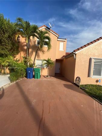 Imperial Villas At Imperial Lake, 1121 NW 126th Ave, Tamiami, Florida 33182, image 1