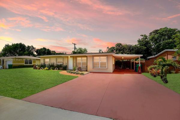 Lake Stevens Estates At Carol City, 5340 NW 181st Ter, Miami Gardens, Florida 33055, image 1