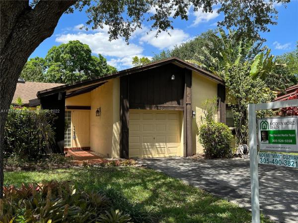 Patio Homes In The Crossings, 13557 SW 112th Ln, The Crossings, Florida 33186, image 1