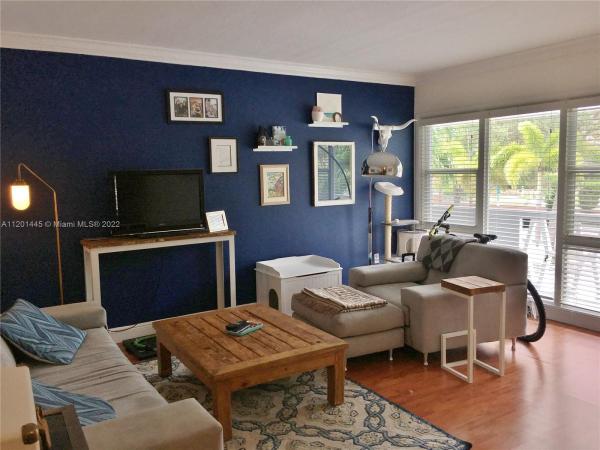 Edgewater Of Coral Gables, 21 Edgewater Dr #204, Coral Gables, Florida 33133, image 1