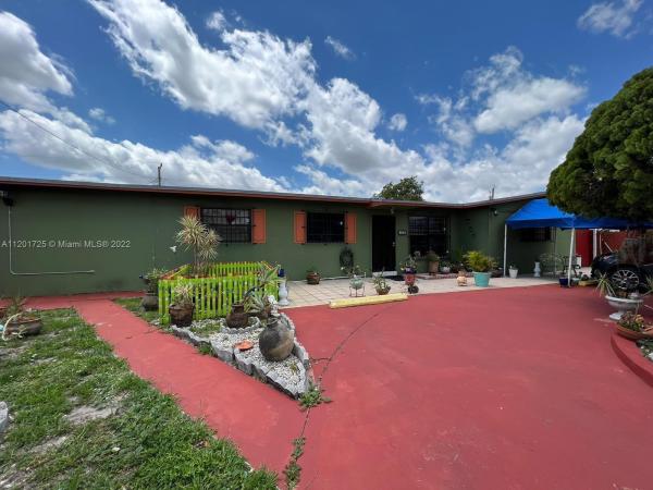 Lake Stevens Estates At Carol City, 5370 NW 183rd St, Miami Gardens, Florida 33055, image 1