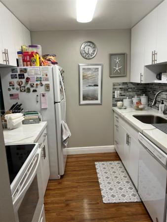 Promenade At Kendale Lakes, 14201 SW 88th St #403, Kendale Lakes, Florida 33186, image 1