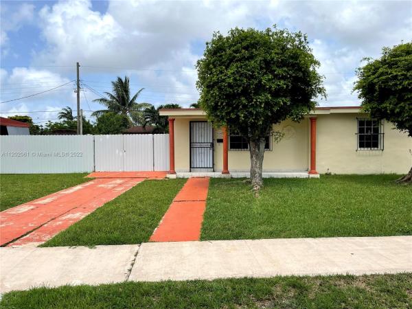 Westwood Lakes Residential, 5045 SW 116th Ave, Westwood Lakes, Florida 33165, image 2