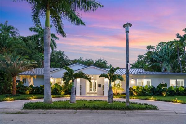 Glencoe, 3500 E Glencoe St, Miami, Florida 33133, image 1
