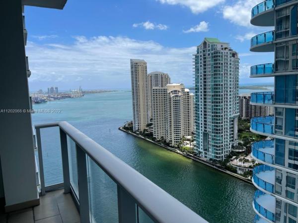 Met 1, 300 S Biscayne Blvd #T-2804, Miami, Florida 33131, image 2