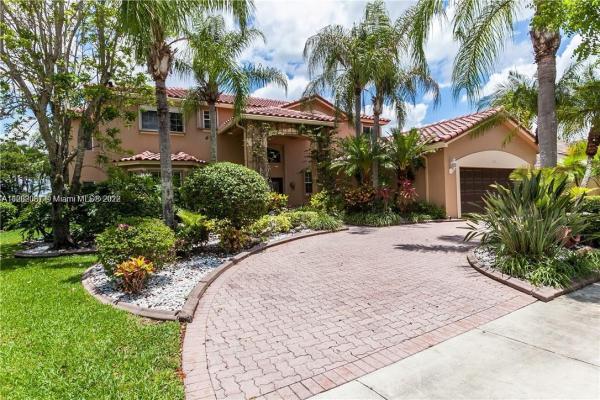 Hampton Lake, 530 Stonemont Dr, Weston, Florida 33326, image 1