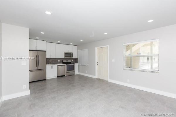 Wisteria Court, 1470 N Dixie Hwy #2, Fort Lauderdale, Florida 33304, image 1