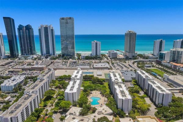 Plaza Of The Americas, 17011 N Bay Rd #809, Sunny Isles Beach, Florida 33160, image 2