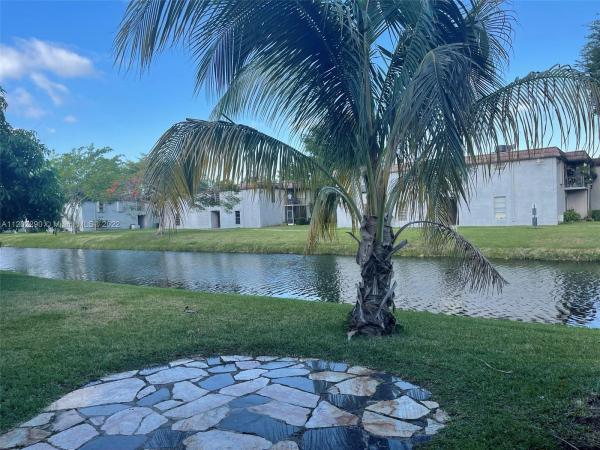 Sunset Park Town Houses, 8610 SW 103rd Ave, Kendall, Florida 33173, image 1