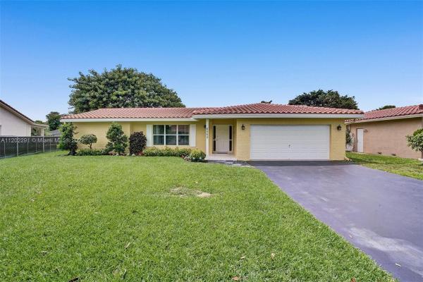 Glenwood, 4060 NW 113th Ave, Coral Springs, Florida 33065, image 1