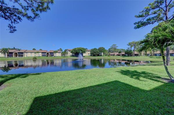 Pine Ridge North 2, 629 Sea Pine Way #F1, Greenacres, Florida 33415, image 2