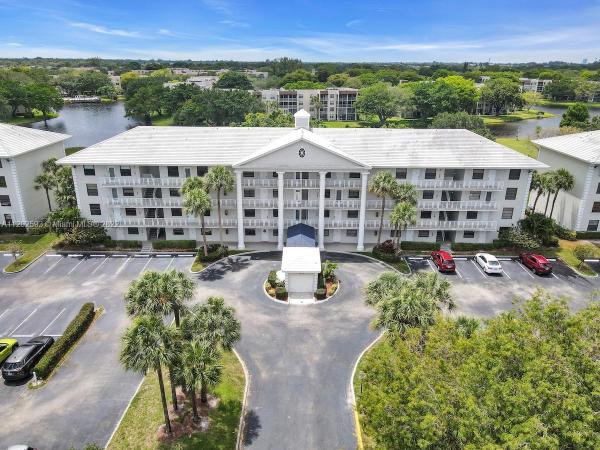Whitehall 2 Of Pine Island Ridge, 1711 Whitehall Dr #205, Davie, Florida 33324, image 2