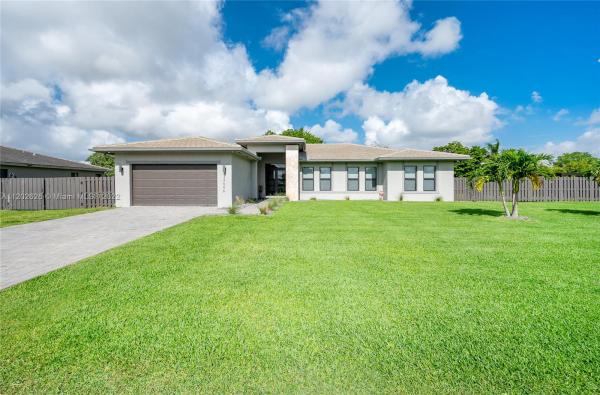 Oakwood Grove, 32046 SW 199th Pl, Redland, Florida 33030, image 1