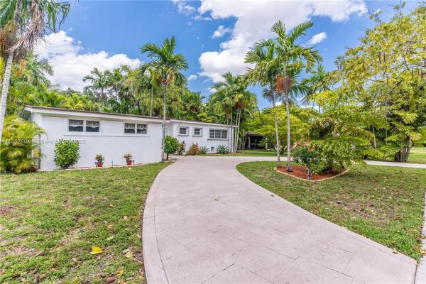 1131 Nightingale Ave, Miami Springs, Florida 33166, image 2