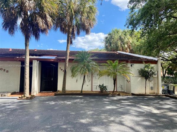 Loch Isle, 7030 N Loch Isle Dr N #7030, Miami Lakes, Florida 33014, image 1