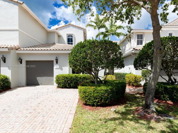 Admirals Cove, 894 W Spinnaker Dr W #894, Hollywood, Florida 33019, image 1