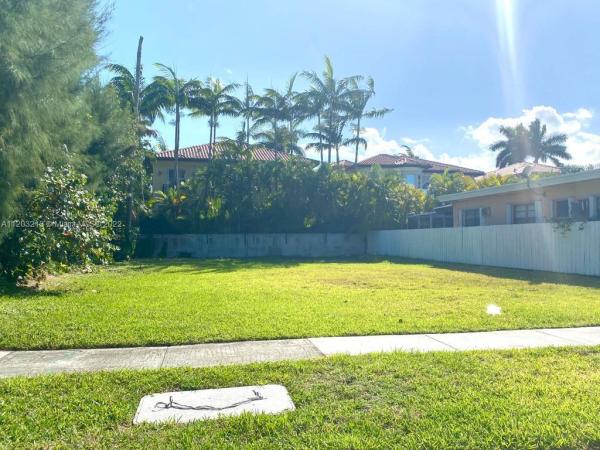 Nautilus, 4136 Alton Rd, Miami Beach, Florida 33140, image 1