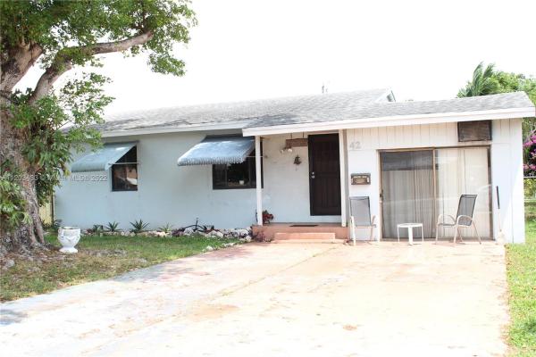 North Hollywood, 42 SW 11th St, Dania Beach, Florida 33004, image 1