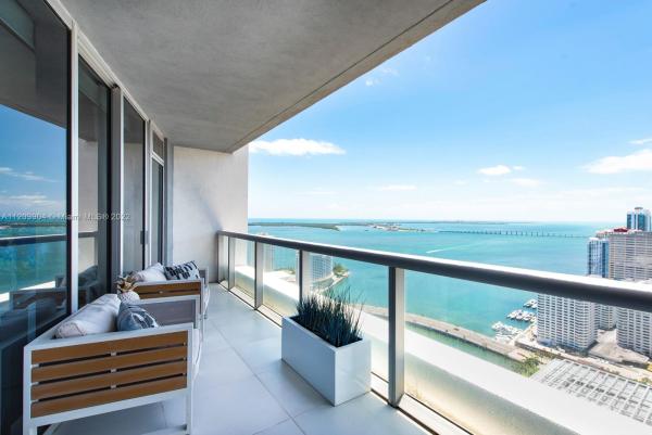 Icon Brickell Tower 2, 495 Brickell Ave #4209, Miami, Florida 33131, image 2