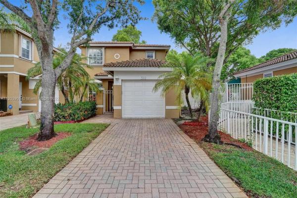 Waterford Crossings, 2881 NW 99th Ter, Sunrise, Florida 33322, image 1
