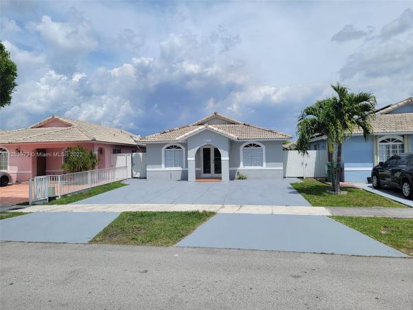 Golden Eagle Estates, 9777 NW 127th Ter, Hialeah Gardens, Florida 33018, image 1