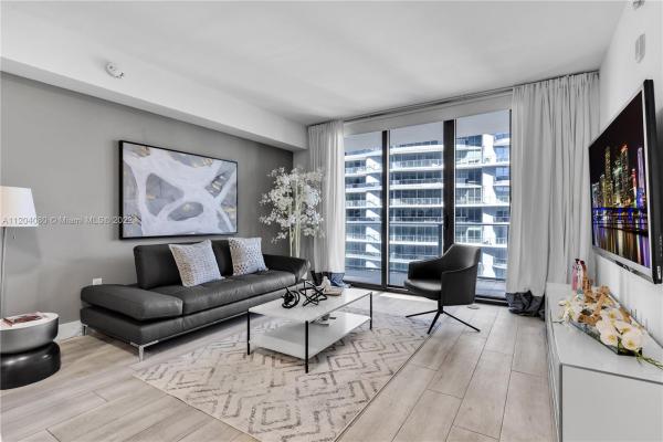 1010 Brickell, 1010 Brickell Ave #4009, Miami, Florida 33131, image 2