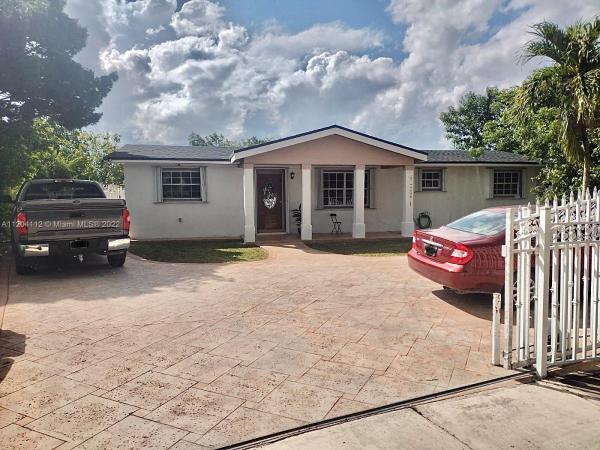 Mary Homes, 14601 SW 293rd Ter, Leisure City, Florida 33033, image 1
