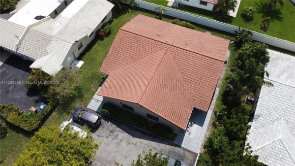 Highgate Townhomes, 3920 NW 110th Ave, Coral Springs, Florida 33065, image 1
