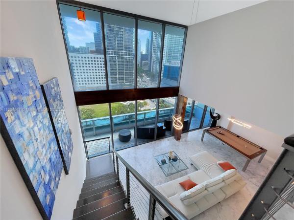 Epic Hotel & Residences, 200 Biscayne Boulevard Way #1107, Miami, Florida 33131, image 2