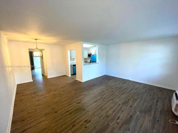 Durham, 646 Durham X, Deerfield Beach, Florida 33442, image 2