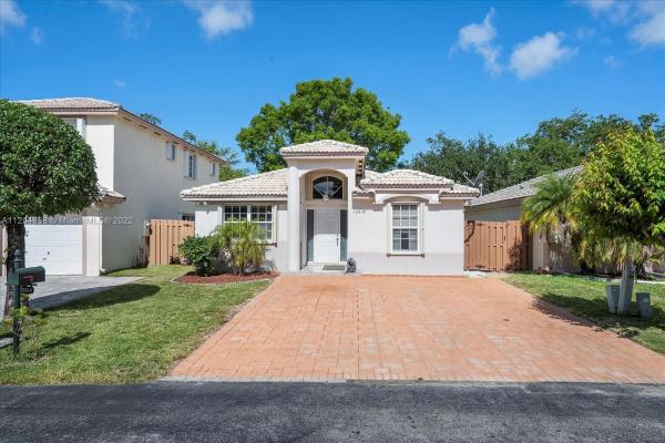 Belmont At The Hammocks, 10614 SW 161st Pl, The Hammocks, Florida 33196, image 1