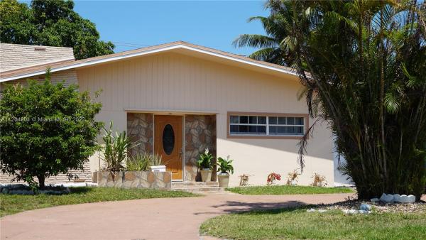Miramar Isles, 3517 Garden Ln, Miramar, Florida 33023, image 2