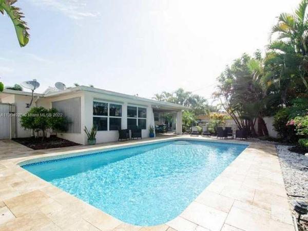 Mary Knoll, 2250 NE 53rd St, Fort Lauderdale, Florida 33308, image 1